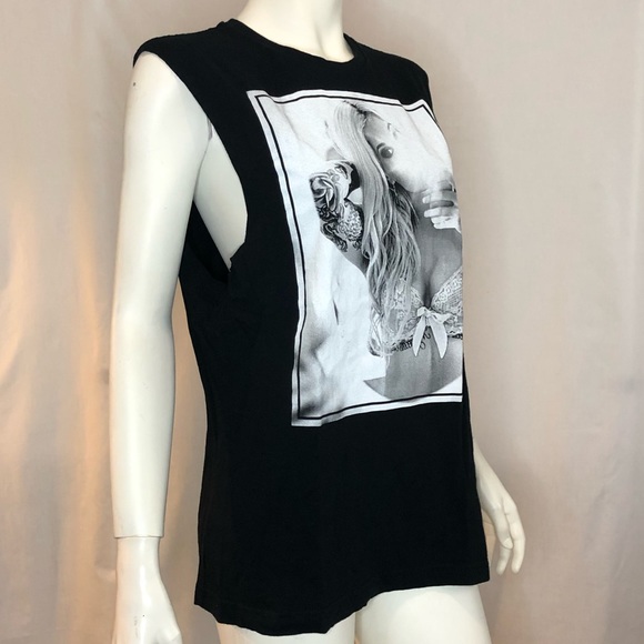 Blonde bombshell tattoo model on unisex black sleeveless tank top size large - Picture 2 of 6
